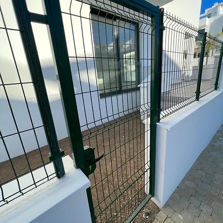 House Close To With Shared Pool * Фуэнхирола